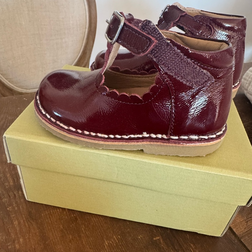 Burgundy Patent T-Bar Scallop Kids Shoes - Picture 2 of 5